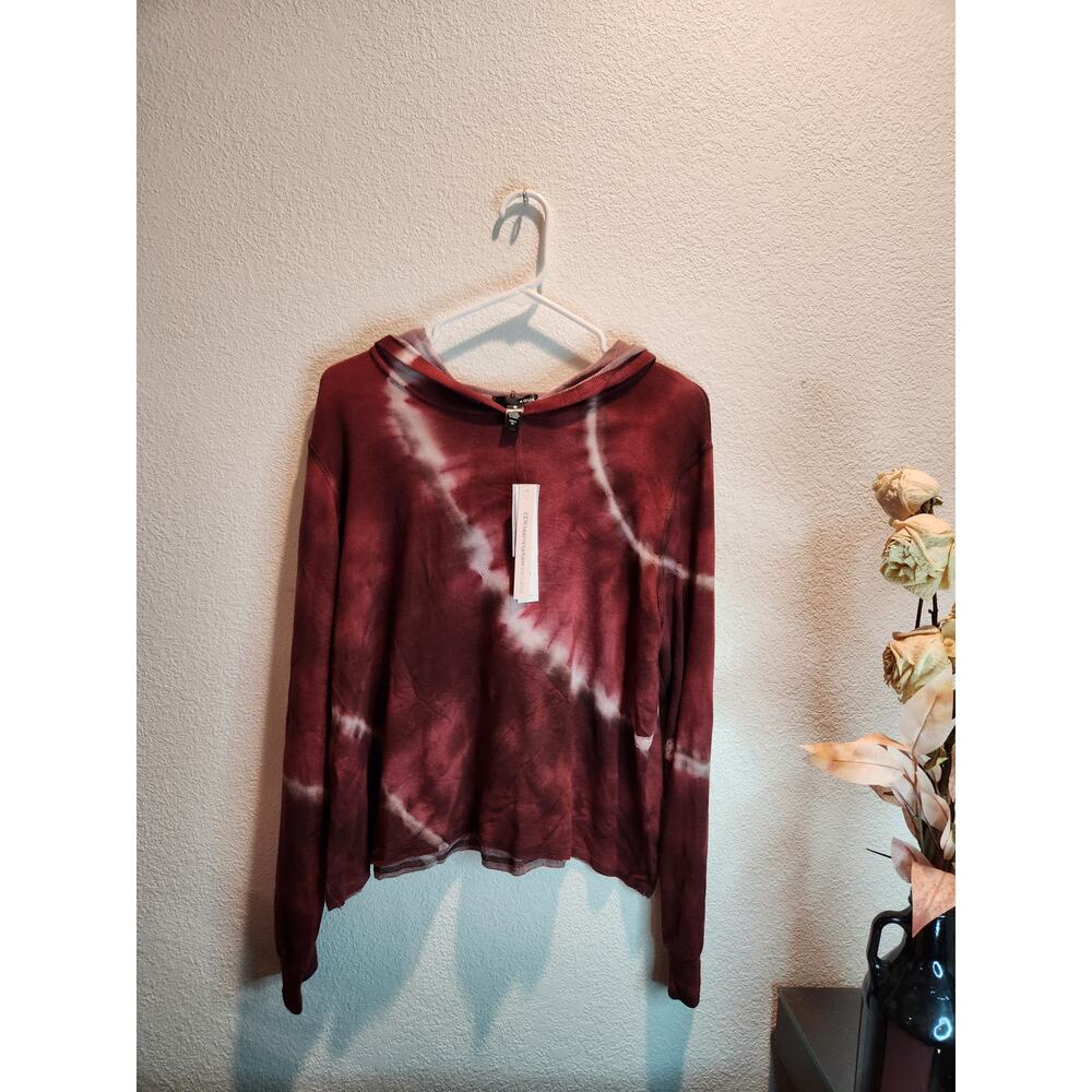 NWT Aqua Burgundy Tie-Dye Long Sleeve‎ Hooded Pullover Top Medium Made in USA
